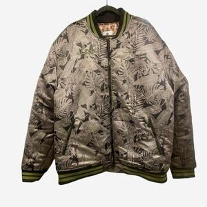 LRG Men’s Green and Silver Giraffe and Leaf Print Bomber Jacket, 4XL